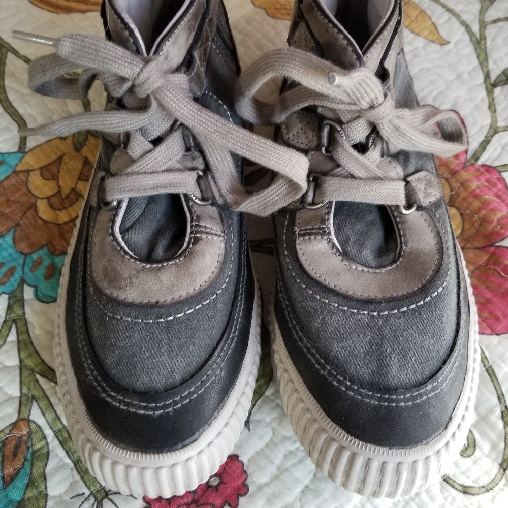 Blowfish Malibu High Top Sneakers - 8